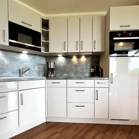 Mit Aufzug Und Balkon Auf Ruegen Lejlighed